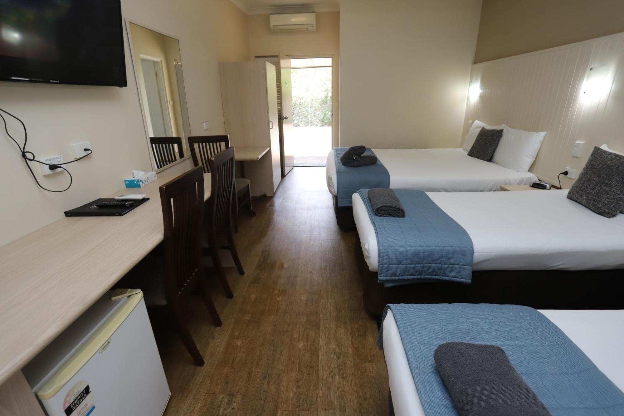 Sleepy Hill Motor Inn Raymond Terrace Extérieur photo