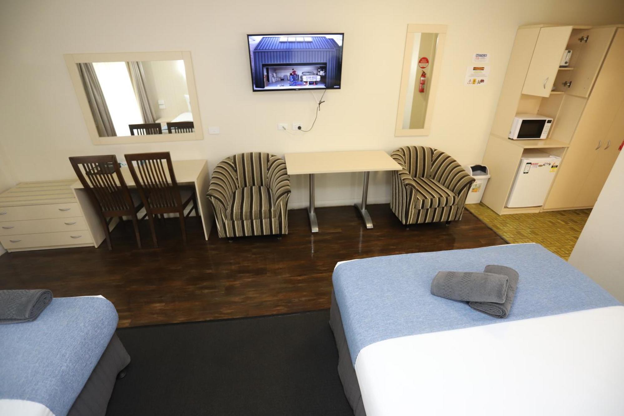 Sleepy Hill Motor Inn Raymond Terrace Extérieur photo