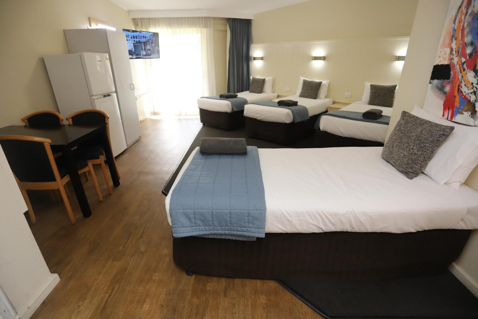 Sleepy Hill Motor Inn Raymond Terrace Extérieur photo