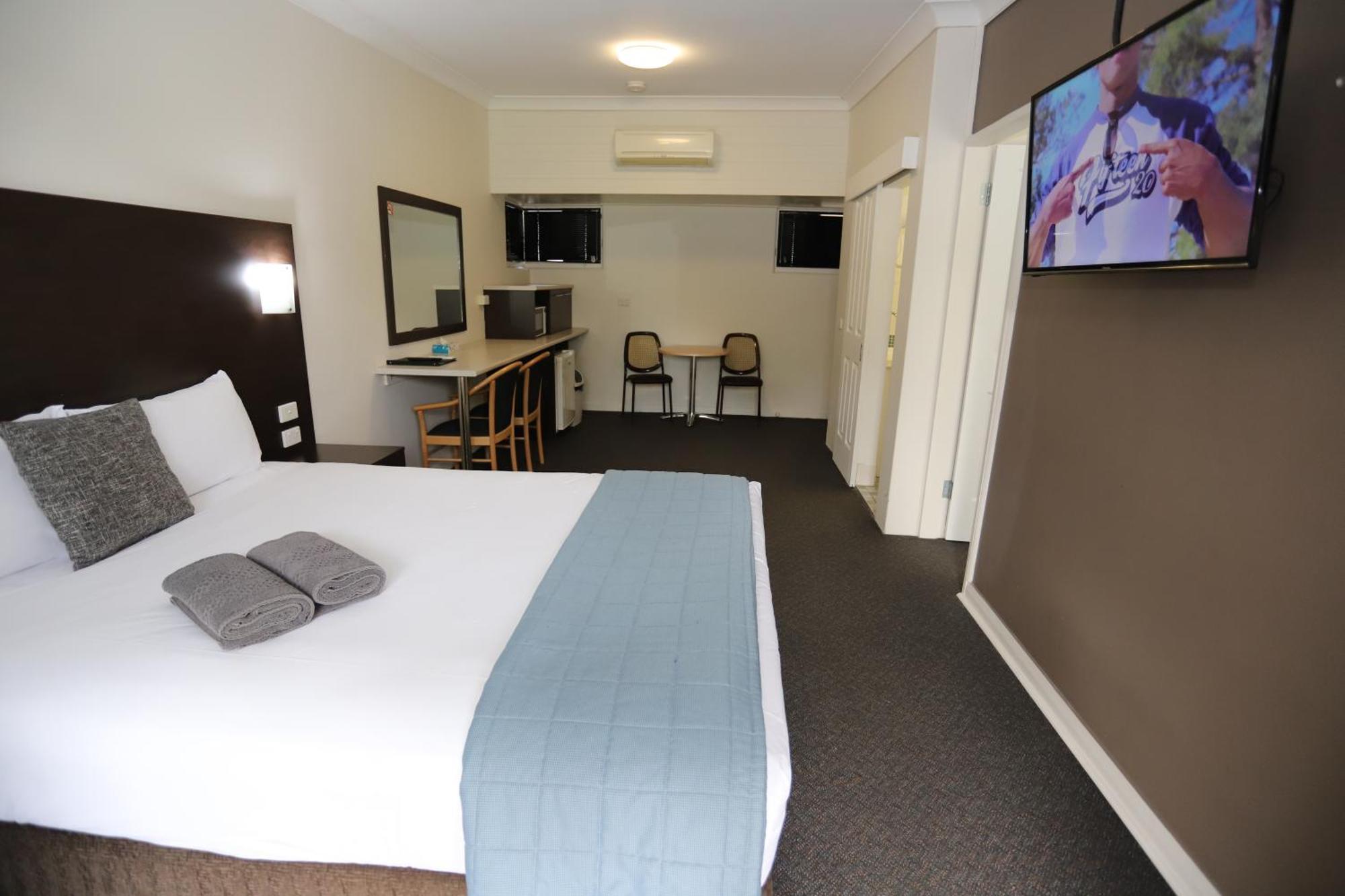 Sleepy Hill Motor Inn Raymond Terrace Extérieur photo