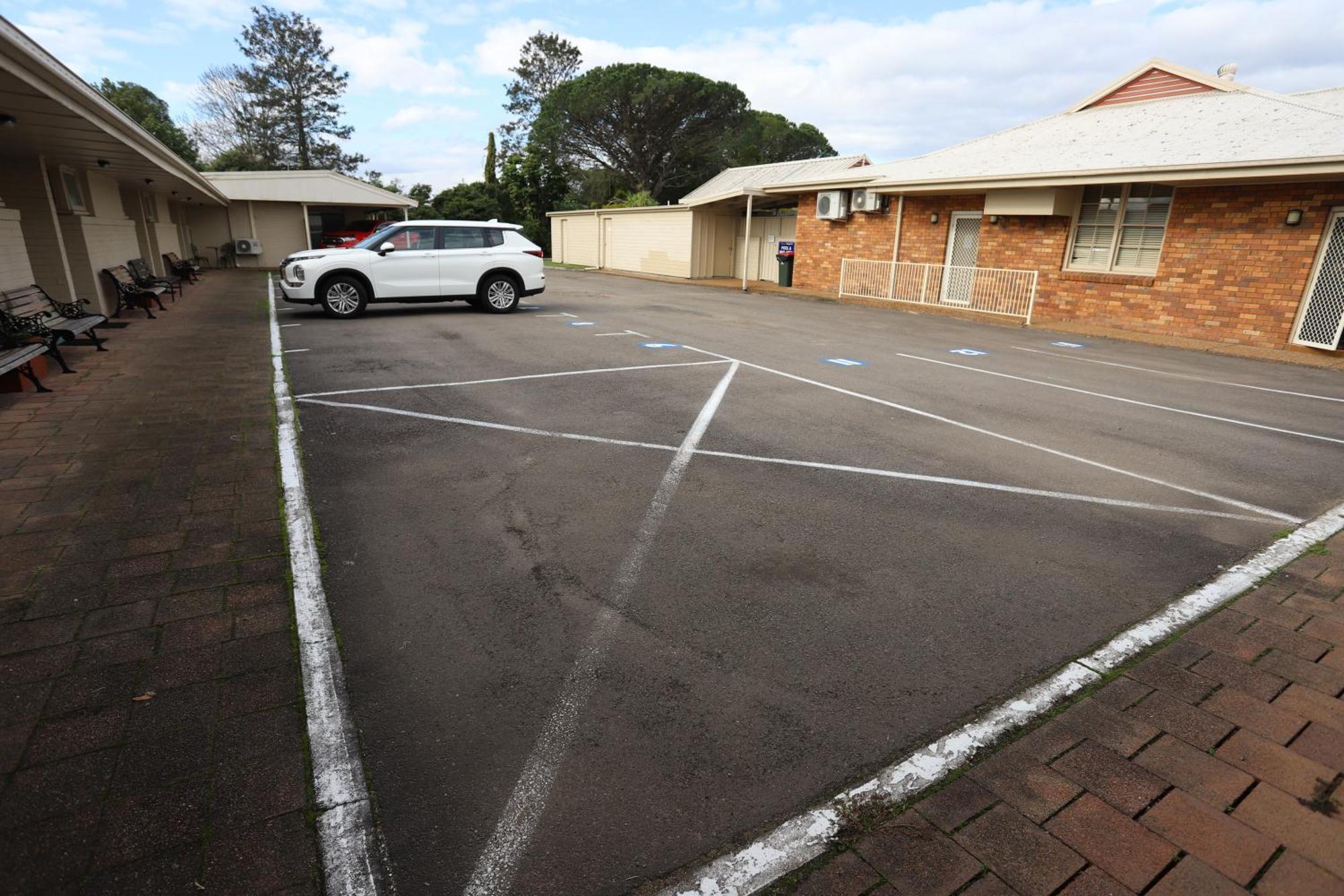 Sleepy Hill Motor Inn Raymond Terrace Extérieur photo