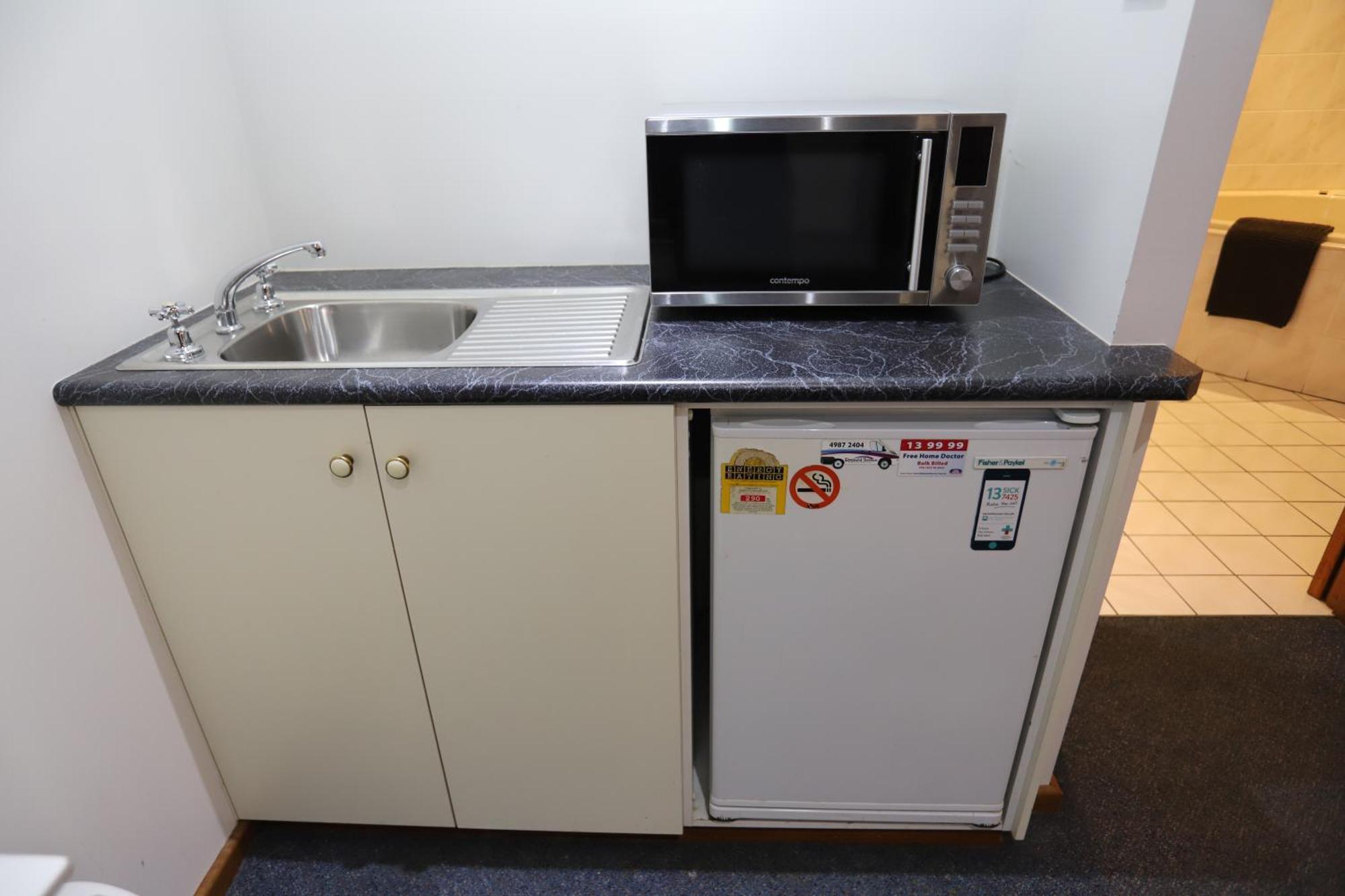 Sleepy Hill Motor Inn Raymond Terrace Extérieur photo